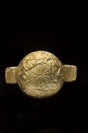 Celtic gold bowl